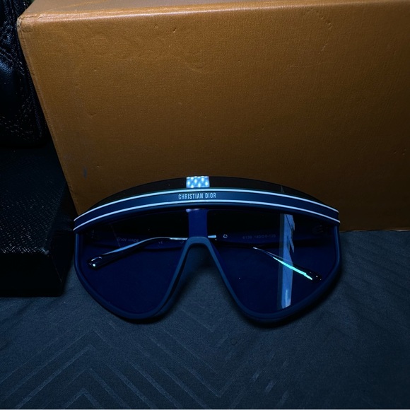 Dior Women's Blue and Black Sunglasses - Picture 1 of 2